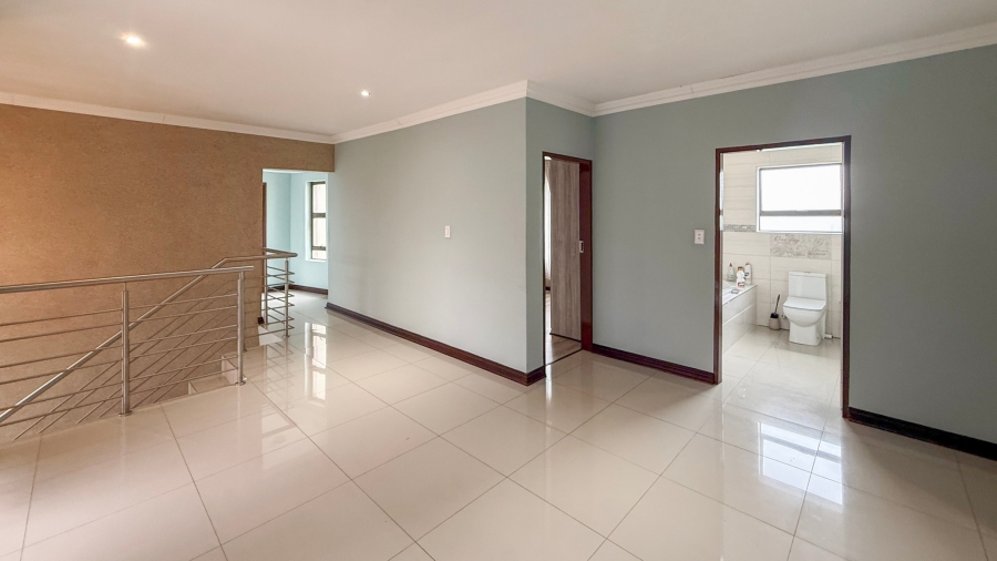 4 Bedroom Property for Sale in Birdwood Estate North West